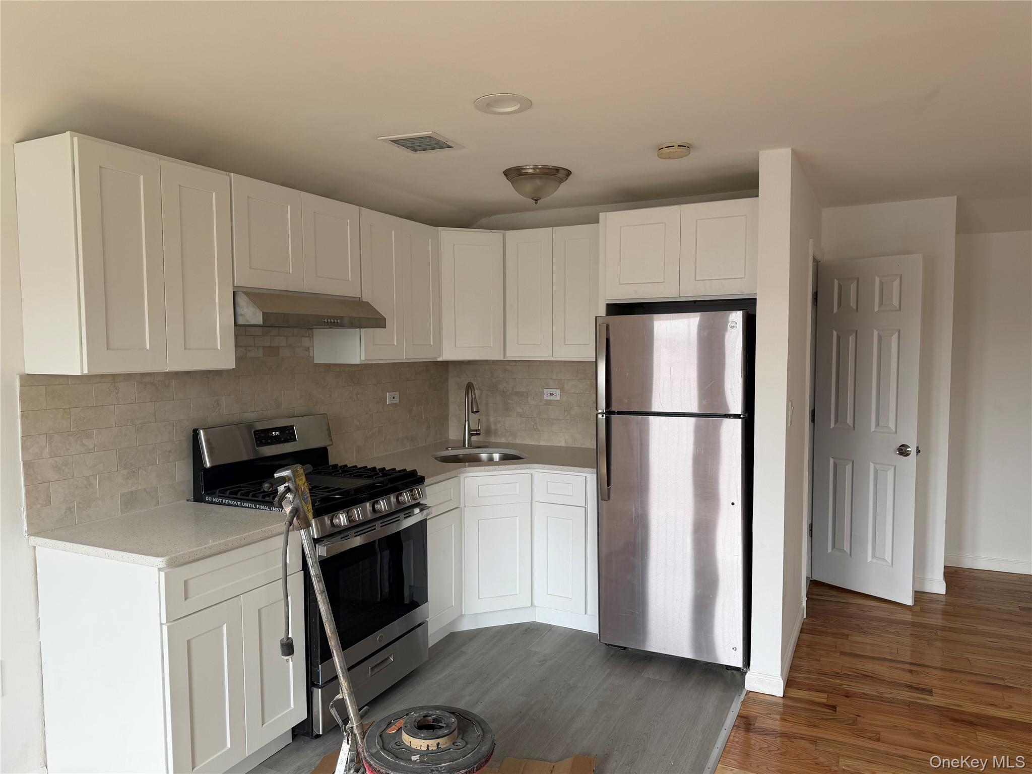 Single Family 176th Street  Queens, NY 11434, MLS-1058462-34
