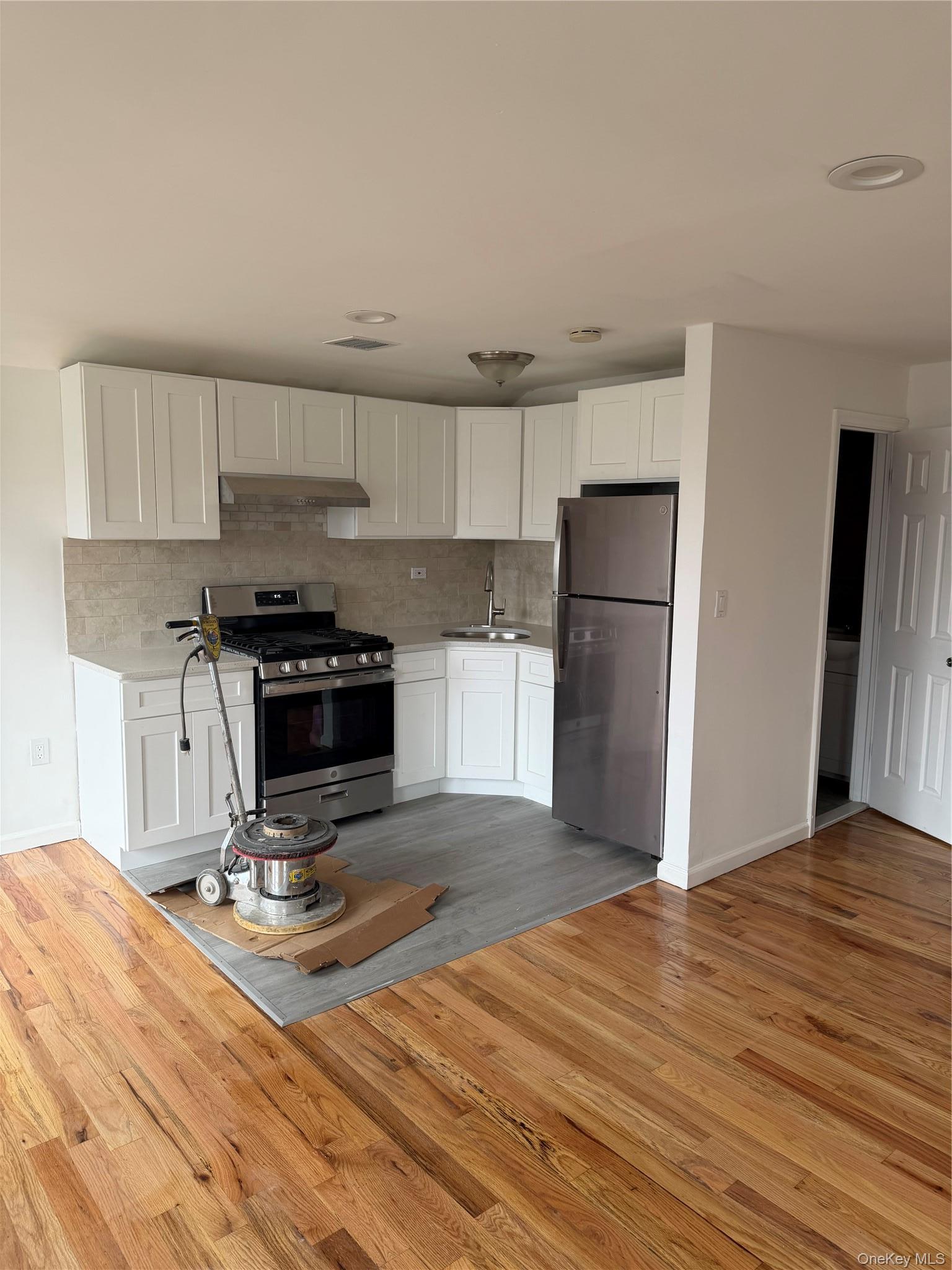 Single Family 176th Street  Queens, NY 11434, MLS-1058462-37