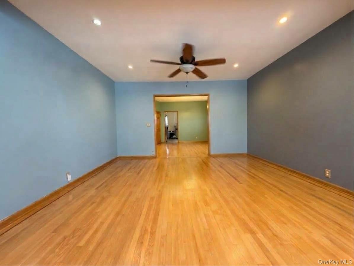 Single Family 60th Place Queens, NY 11385, MLS-1058464-13