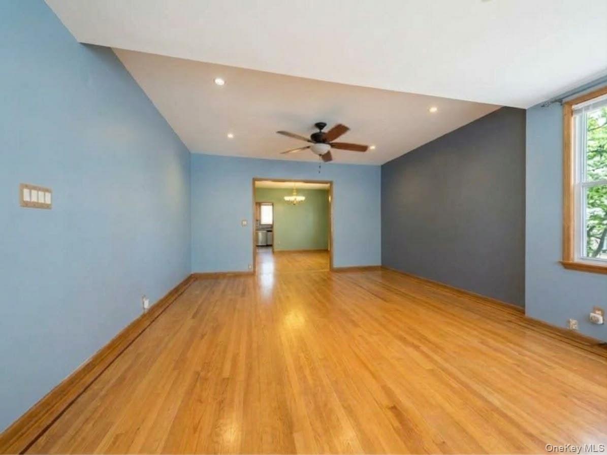 Single Family 60th Place Queens, NY 11385, MLS-1058464-14