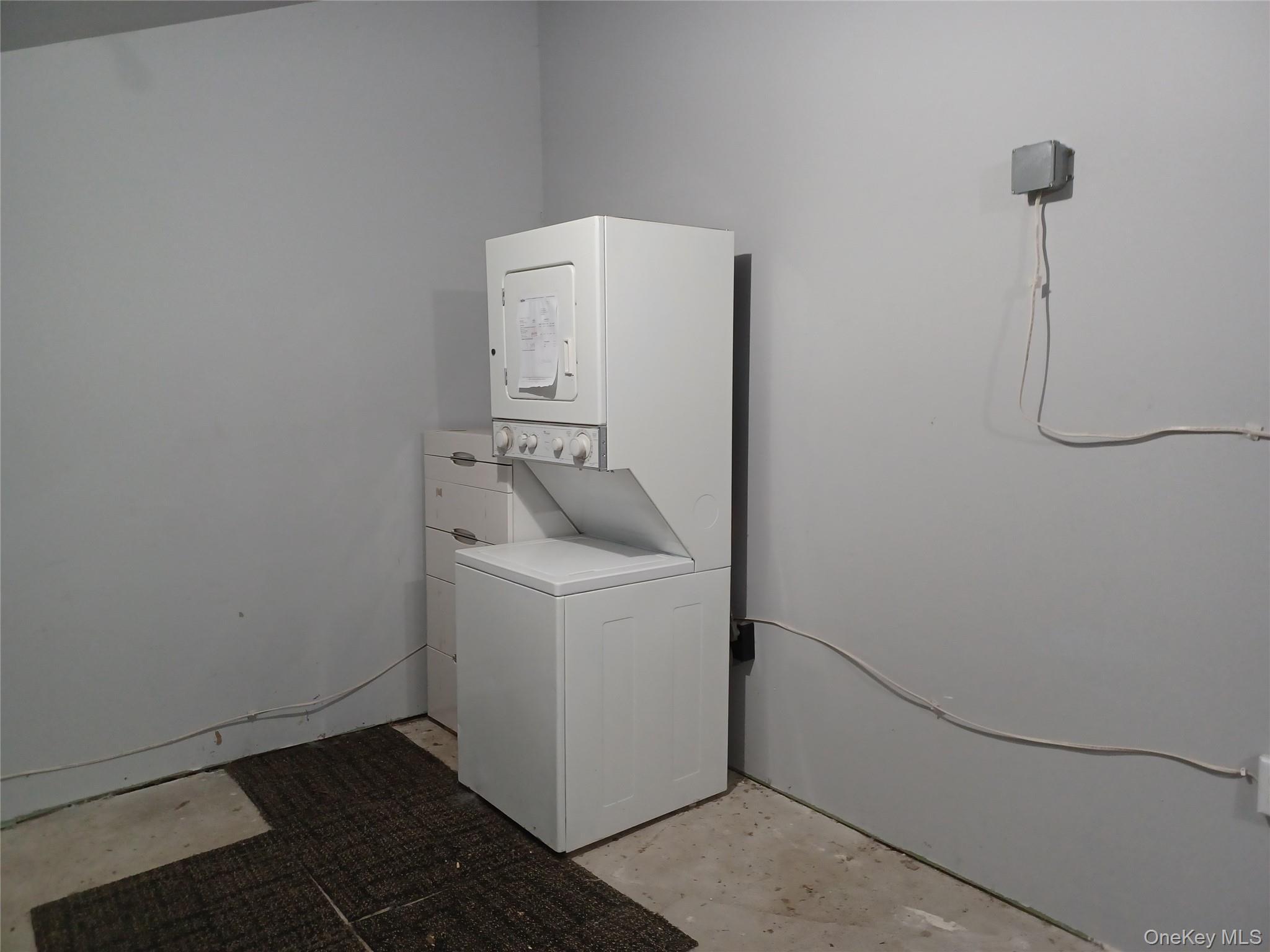 Single Family Moriches Drive  Suffolk County, NY 11951, MLS-1058477-16