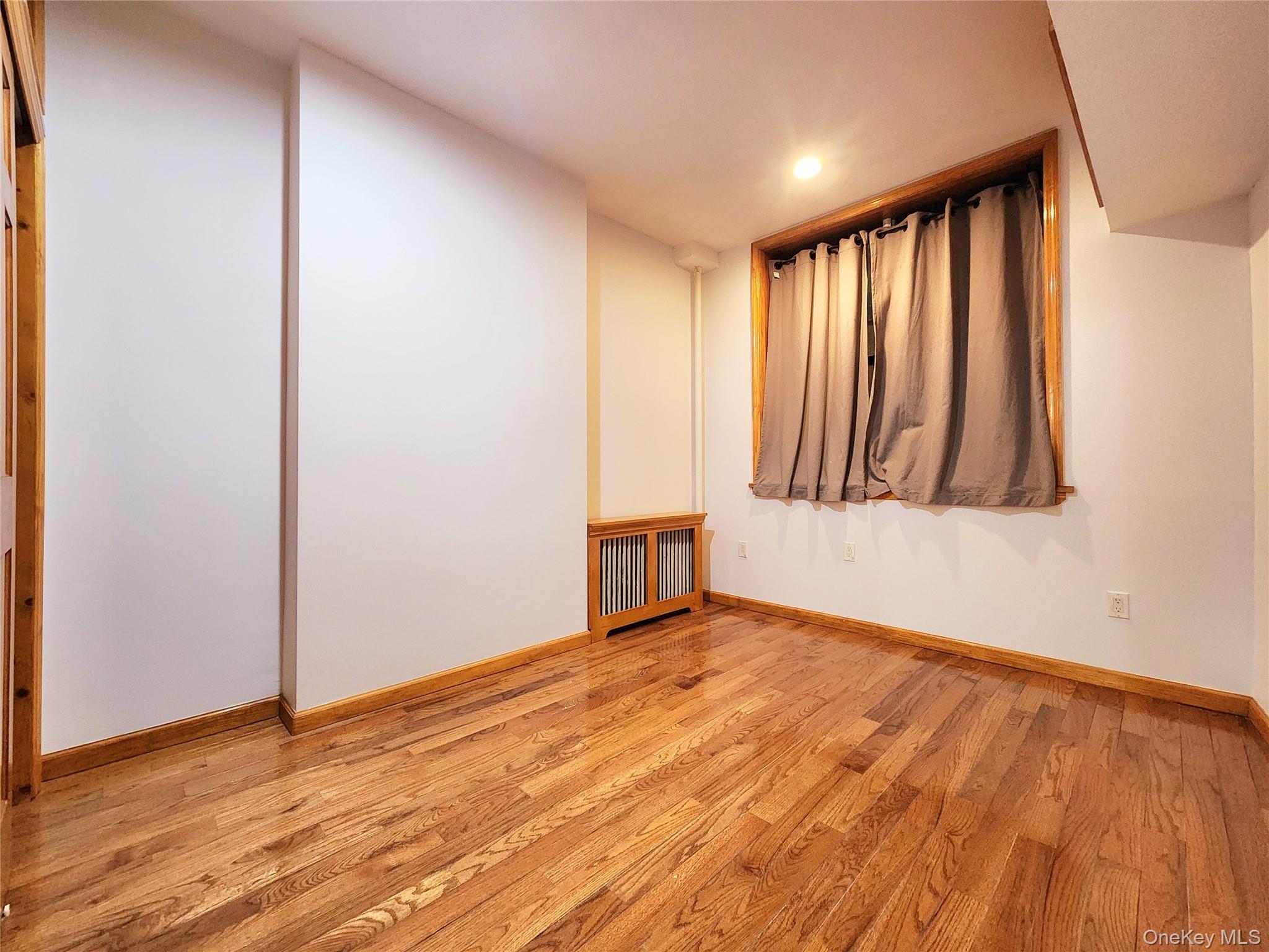 Single Family Seneca Avenue Queens, NY 11385, MLS-1058487-12