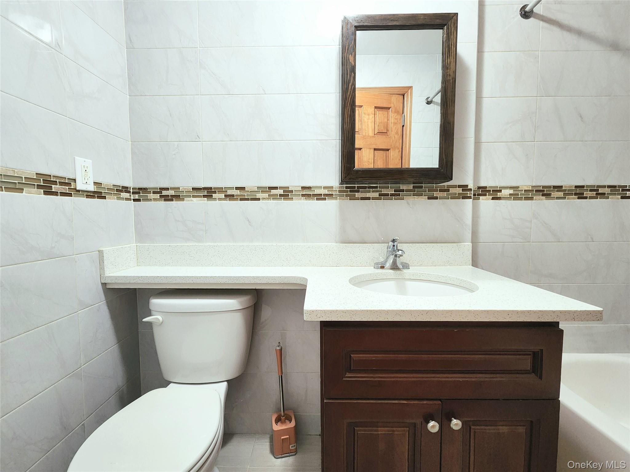 Single Family Seneca Avenue Queens, NY 11385, MLS-1058487-15