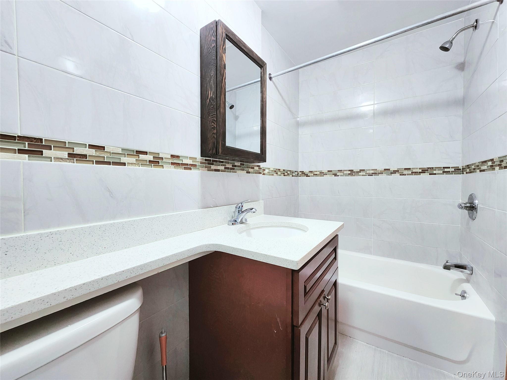 Single Family Seneca Avenue Queens, NY 11385, MLS-1058487-16