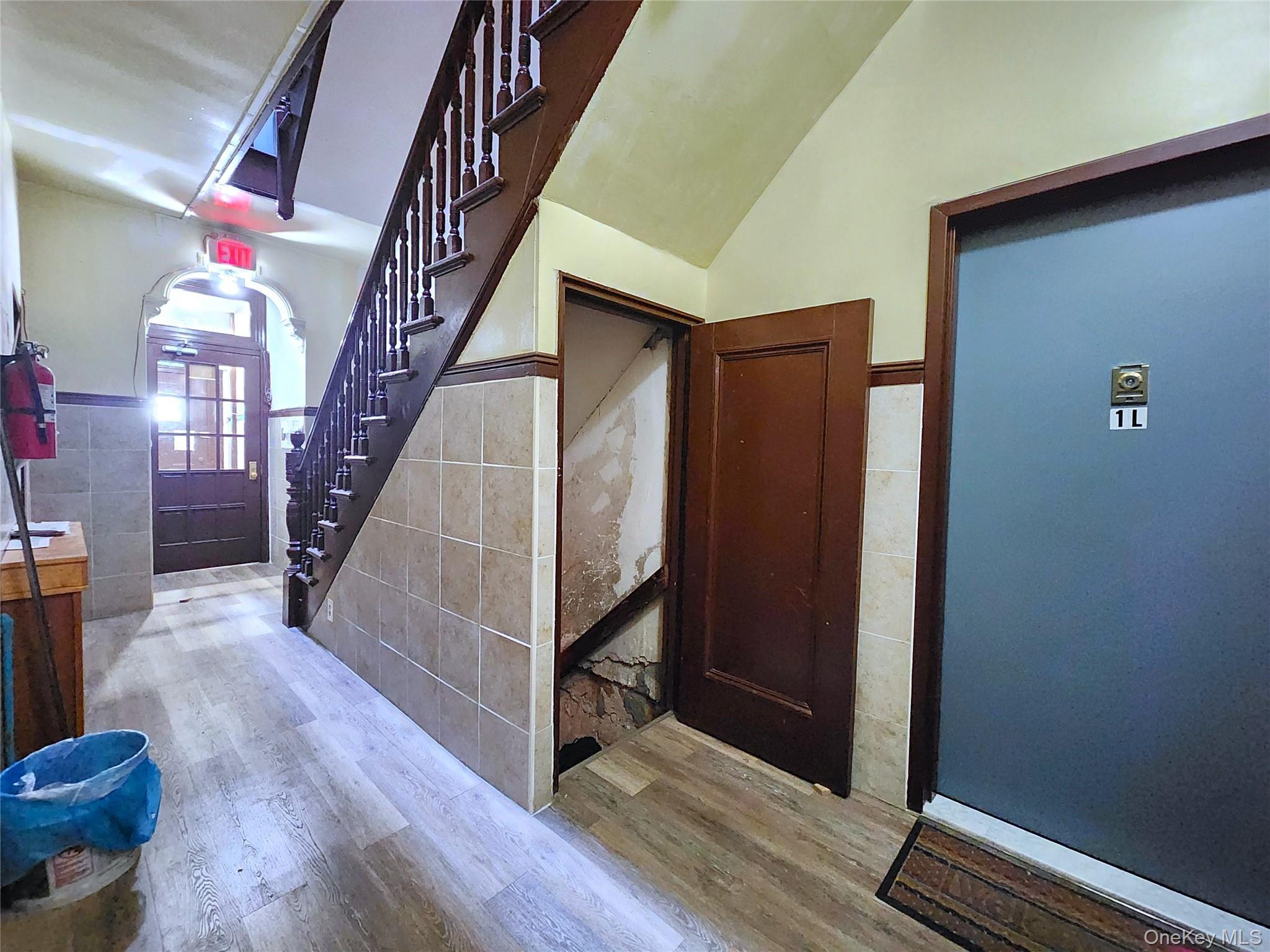 Single Family Seneca Avenue Queens, NY 11385, MLS-1058487-18