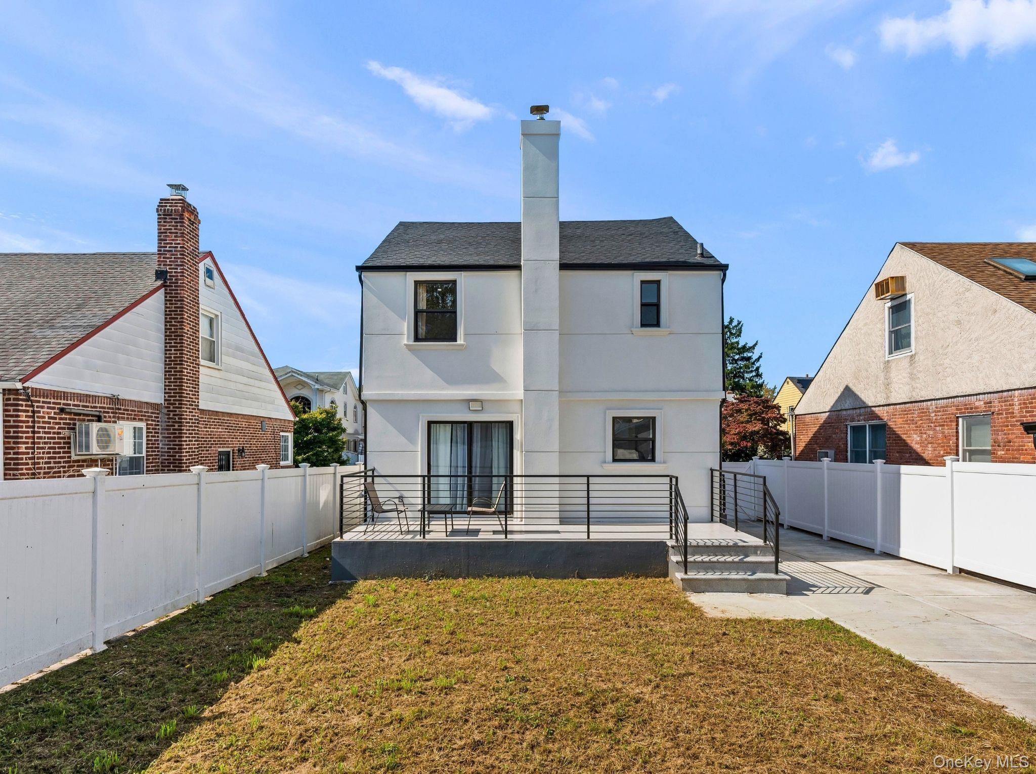 Single Family 183rd Street Queens, NY 11365, MLS-1058528-20