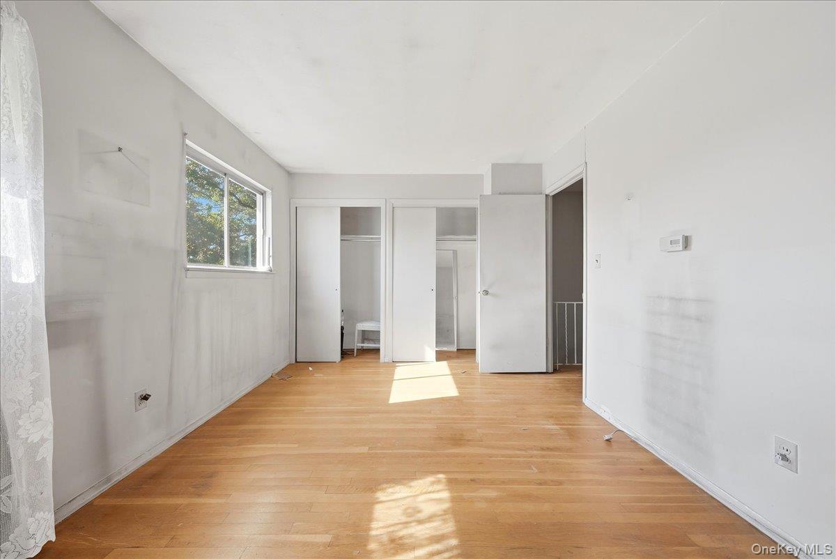 Single Family 120th Avenue Queens, NY 11412, MLS-1058577-18