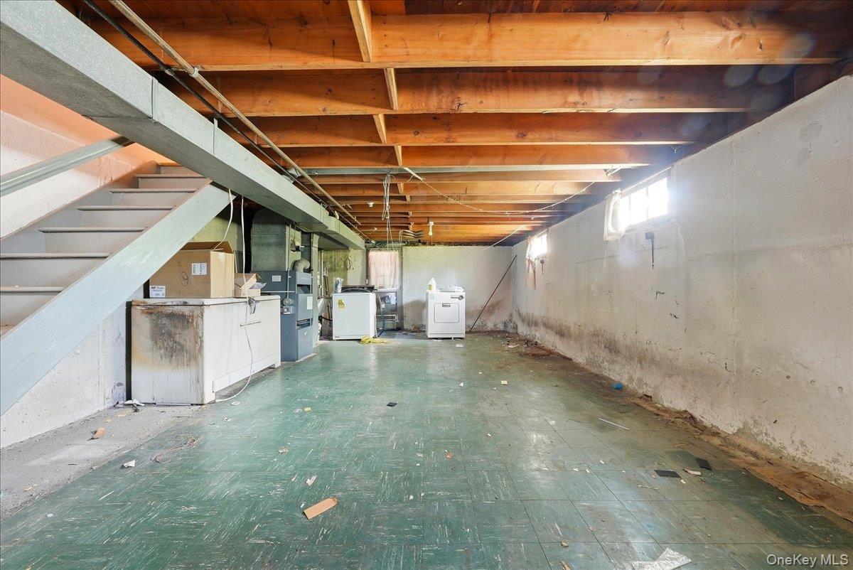 Single Family 120th Avenue Queens, NY 11412, MLS-1058577-21