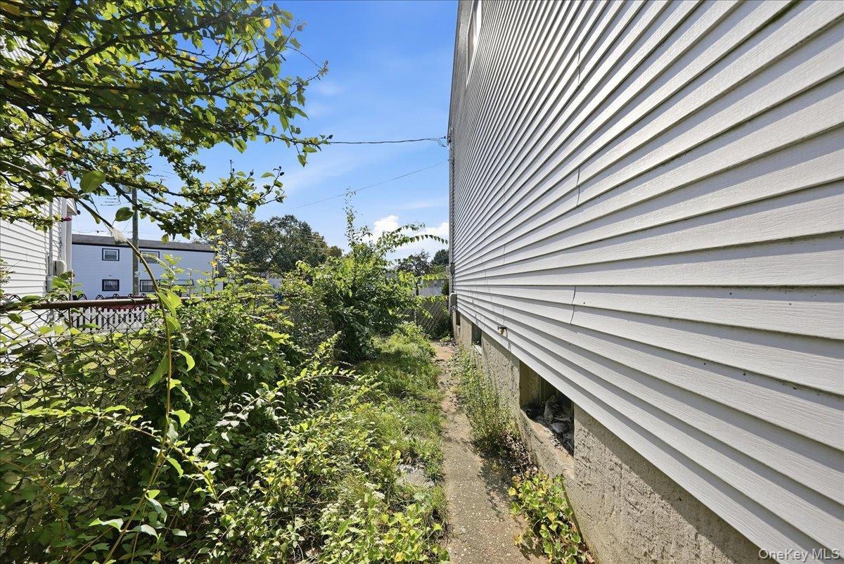 Single Family 120th Avenue Queens, NY 11412, MLS-1058577-25