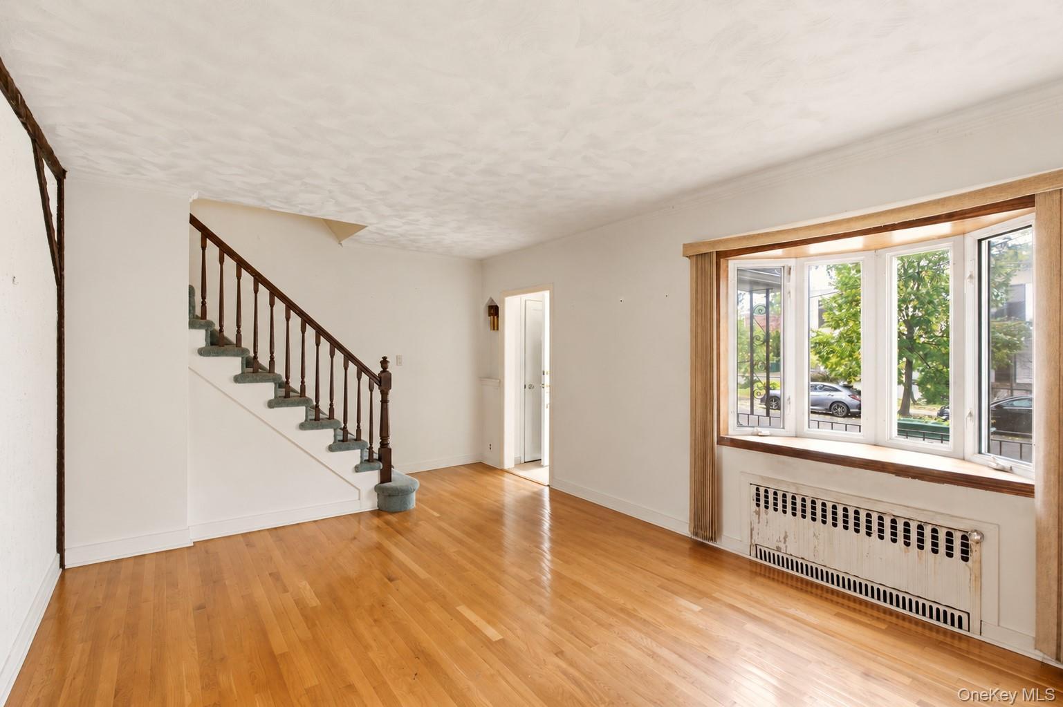 Single Family 25th Avenue Queens, NY 11357, MLS-1058592-3