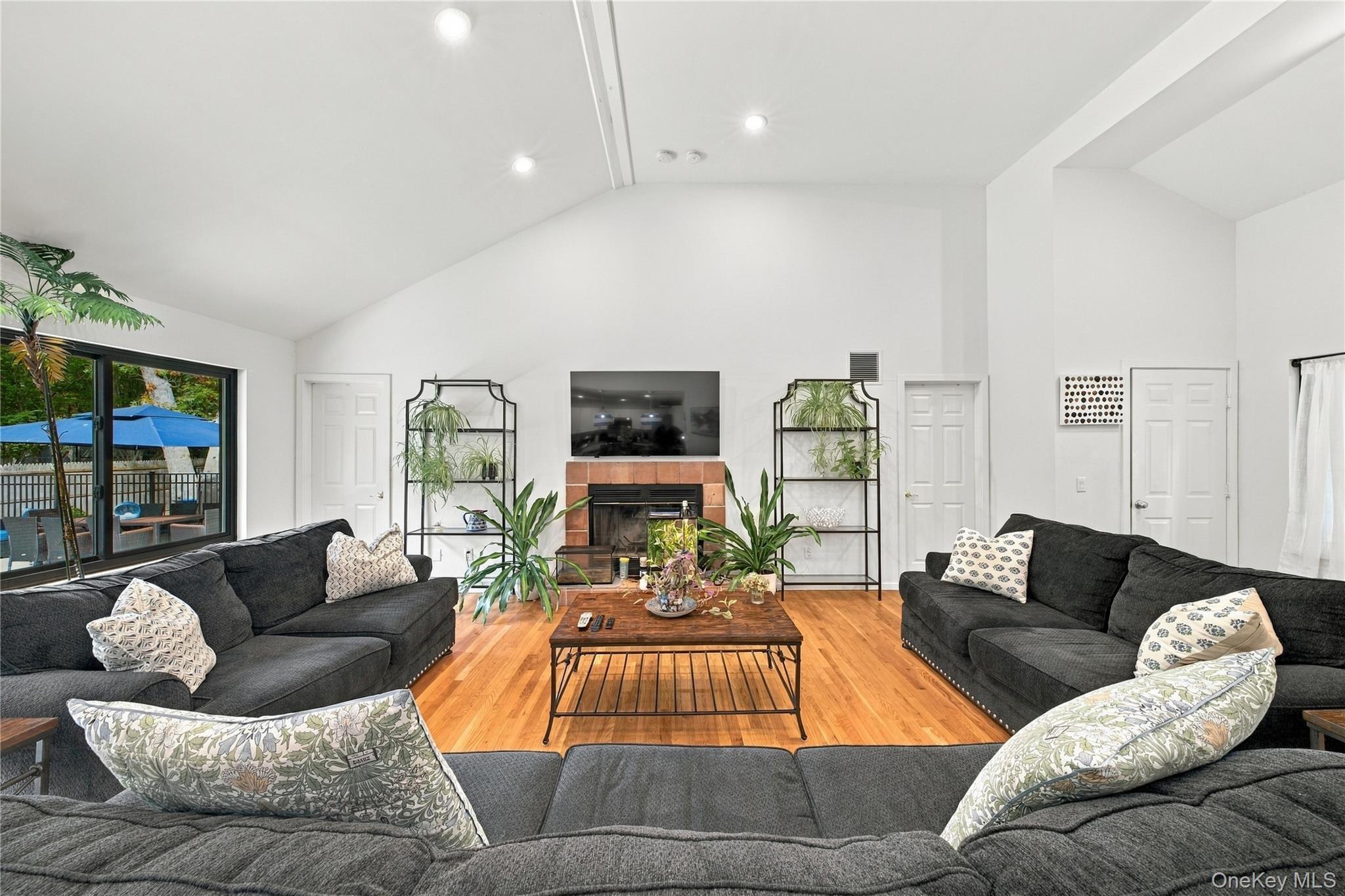 Single Family Bridle Path  Suffolk County, NY 11978, MLS-1058621-6