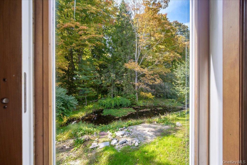 Single Family Dixon Lake Drive Putnam County, NY 10541, MLS-1058642-15