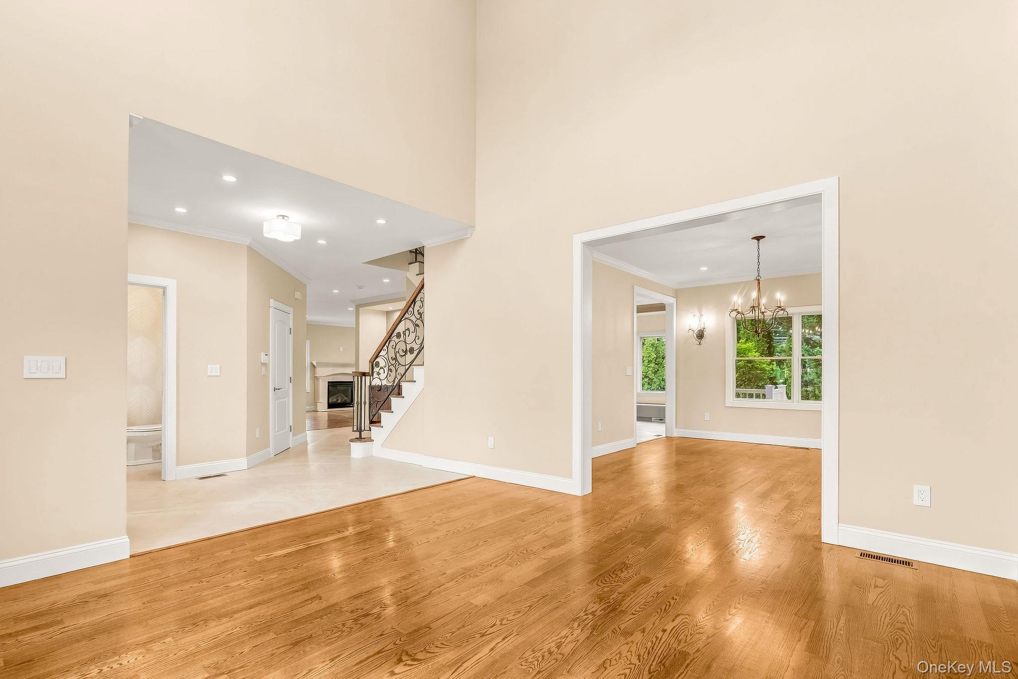Single Family Corin Court  Nassau County, NY 11791, MLS-1058662-6