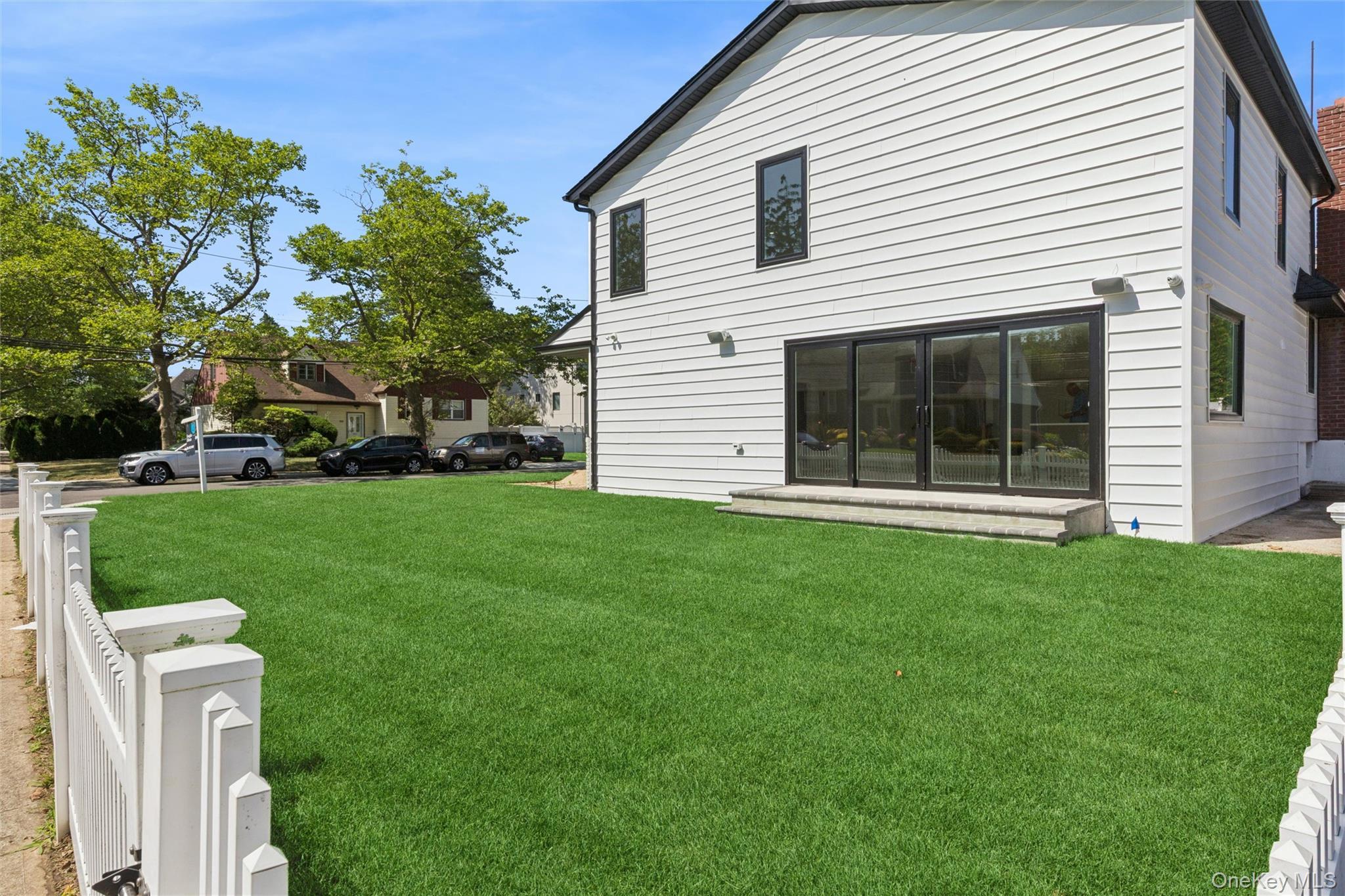 Single Family Eileen Terrace  Nassau County, NY 11598, MLS-1058677-20