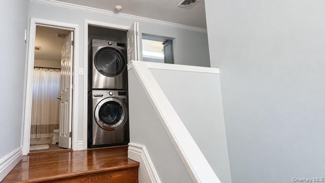 Single Family 211th Street Queens, NY 11361, MLS-1058732-17
