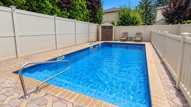 Single Family 211th Street  Queens, NY 11361, MLS-1058732-36