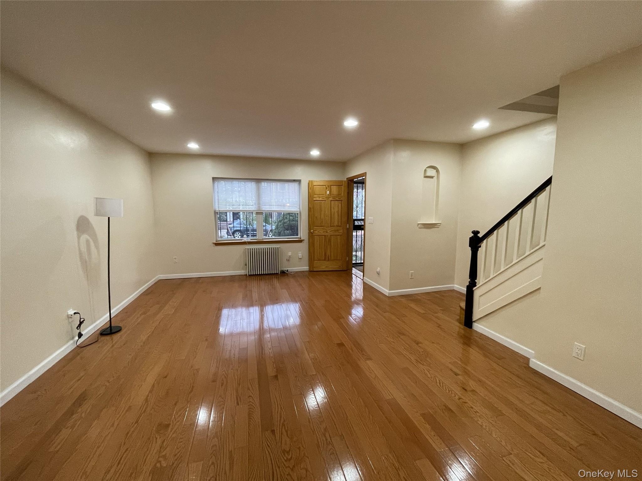 Single Family 61st Road Queens, NY 11367, MLS-1058786-3