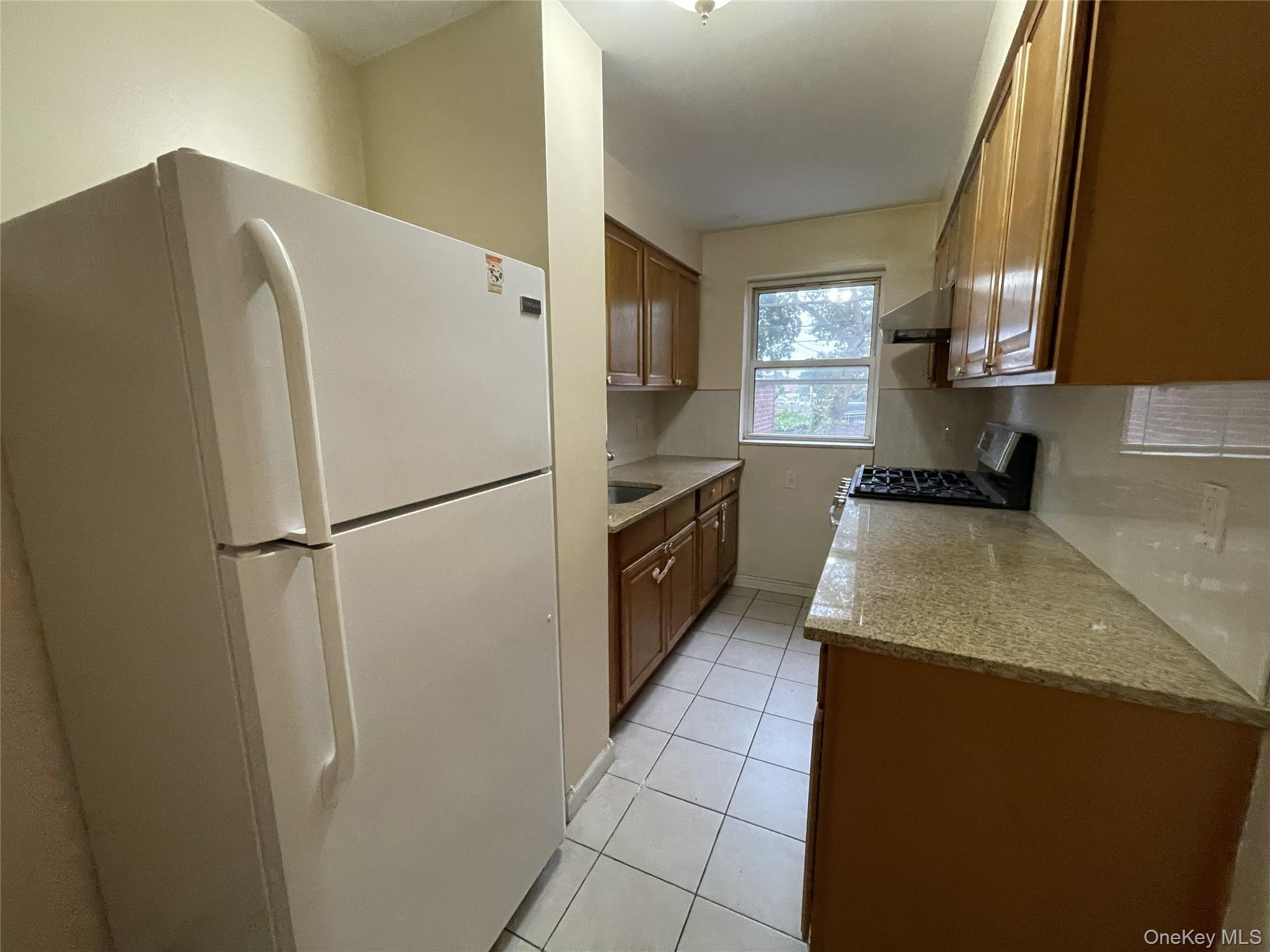 Single Family 61st Road Queens, NY 11367, MLS-1058786-4