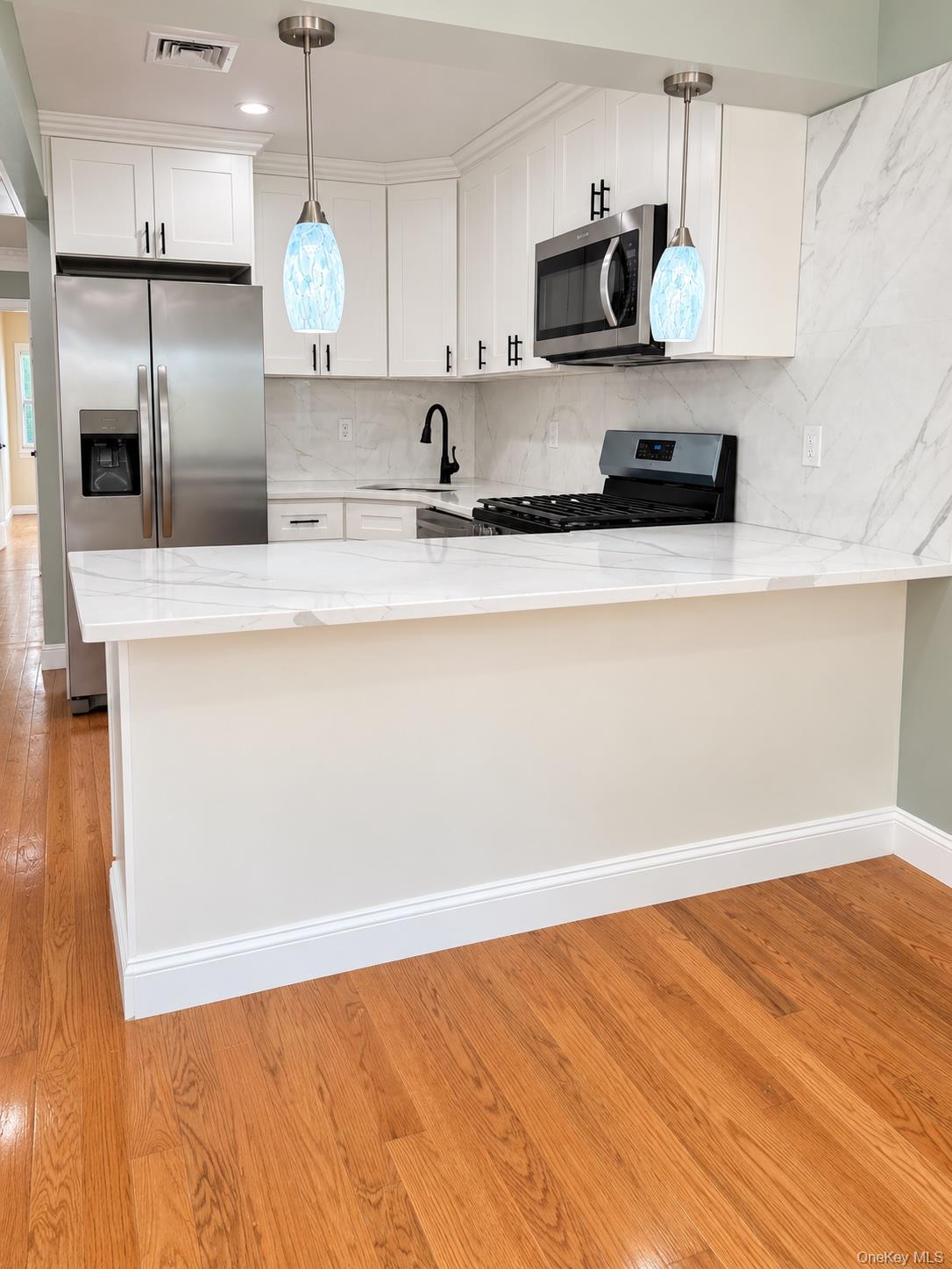 Single Family 208th Street  Queens, NY 11411, MLS-1058793-18