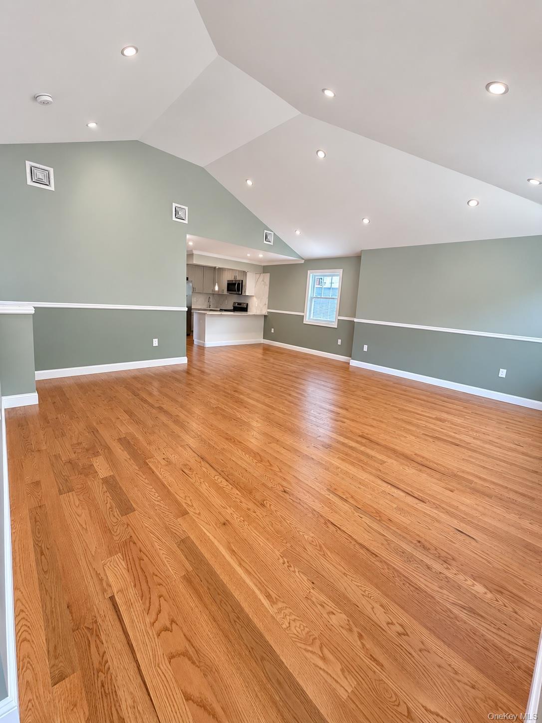 Single Family 208th Street  Queens, NY 11411, MLS-1058793-23