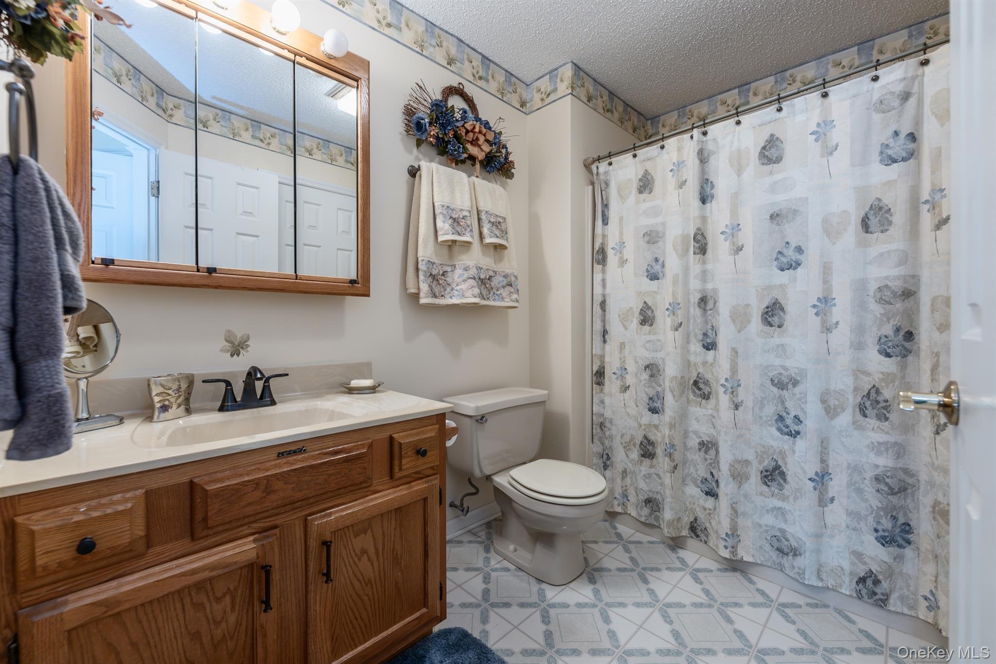 Single Family Cottonwood Circle  Ulster County, NY 12477, MLS-1058796-34