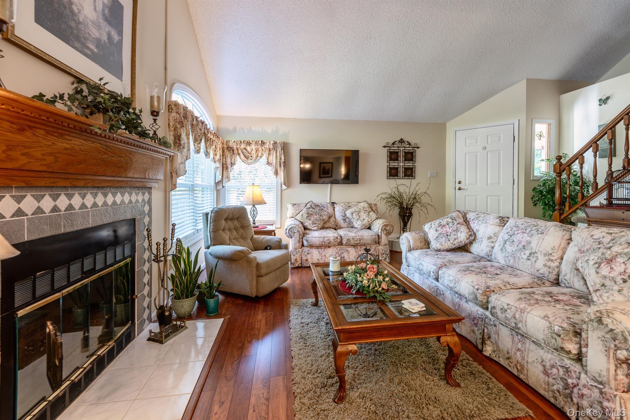Single Family Cottonwood Circle  Ulster County, NY 12477, MLS-1058796-8