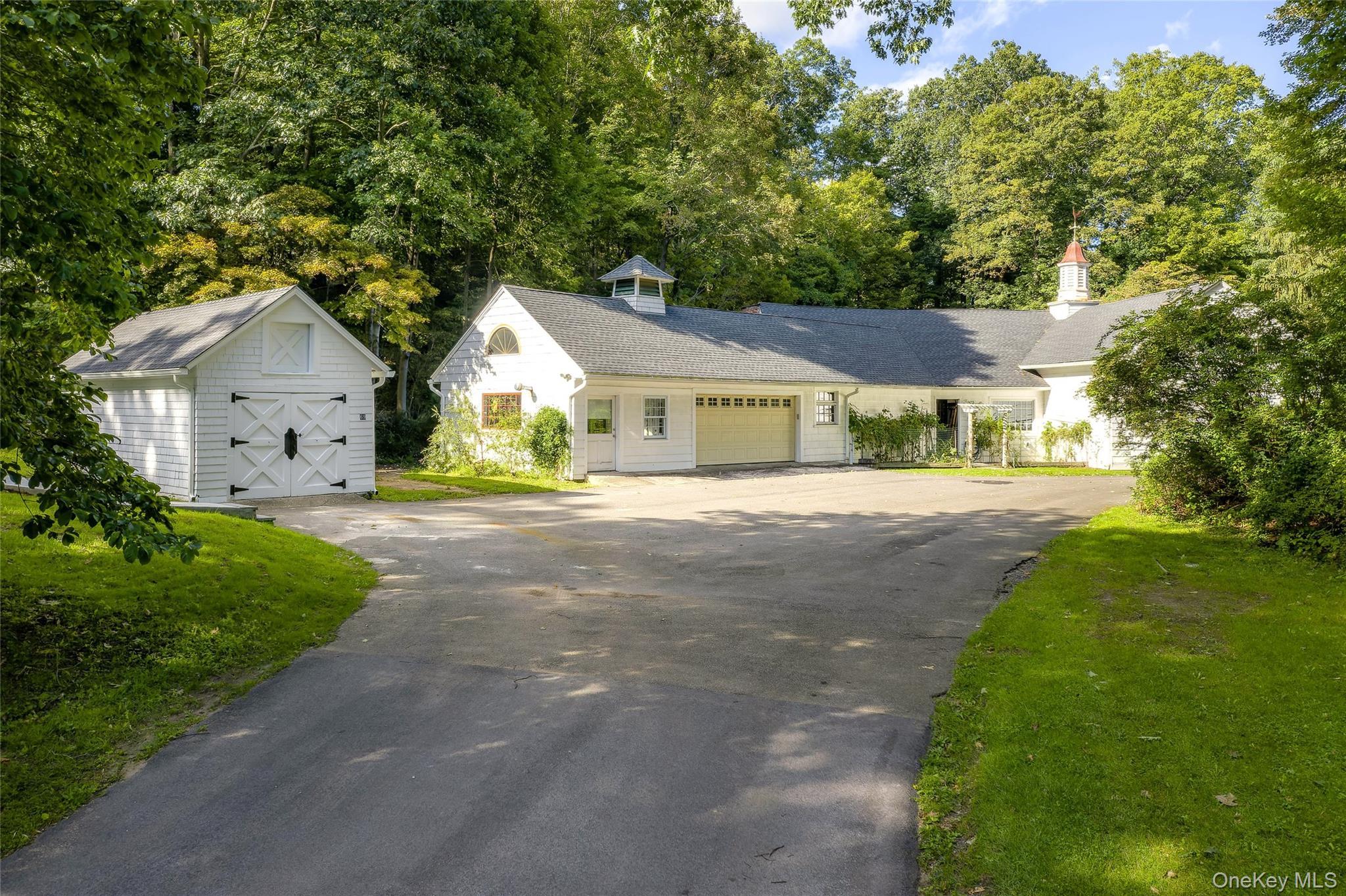 Single Family Cole Drive  Westchester County, NY 10504, MLS-1058855-17
