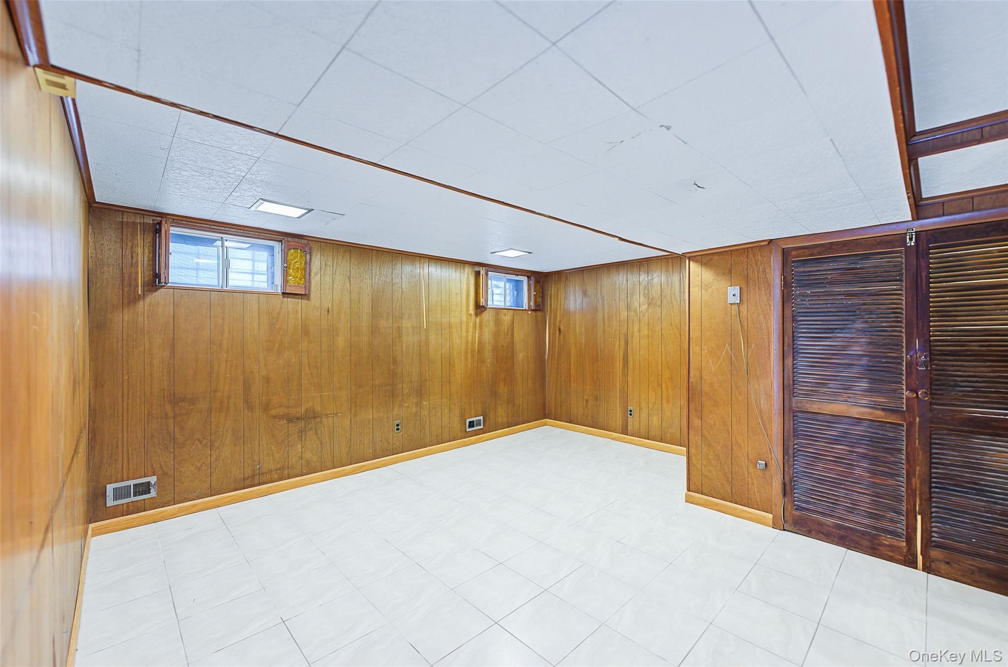Single Family 22nd Avenue Queens, NY 11357, MLS-1058868-21