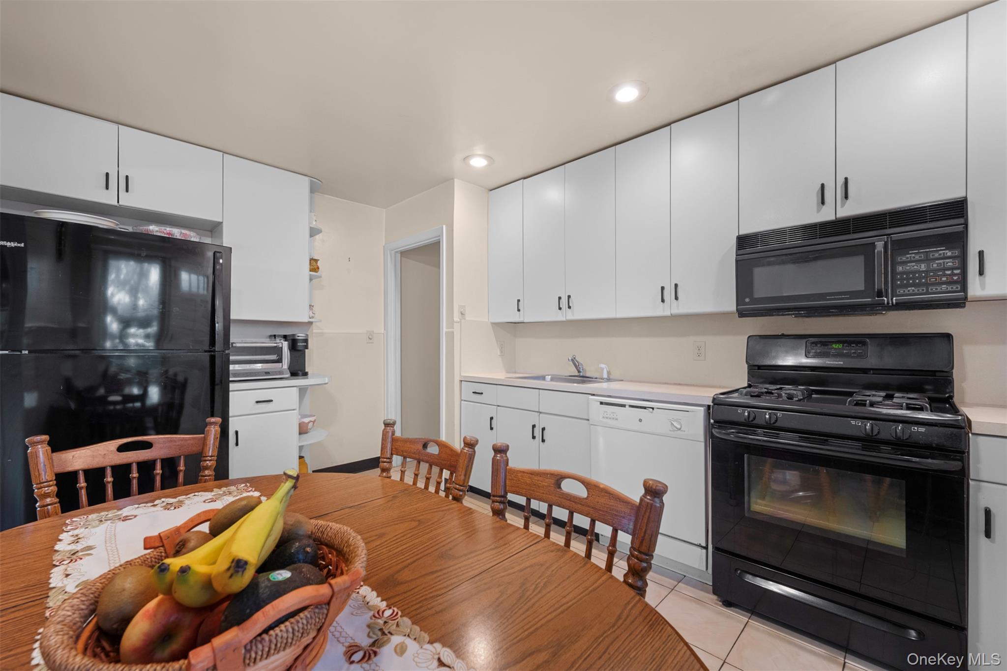 Single Family 264th Street Queens, NY 11362, MLS-1058880-11