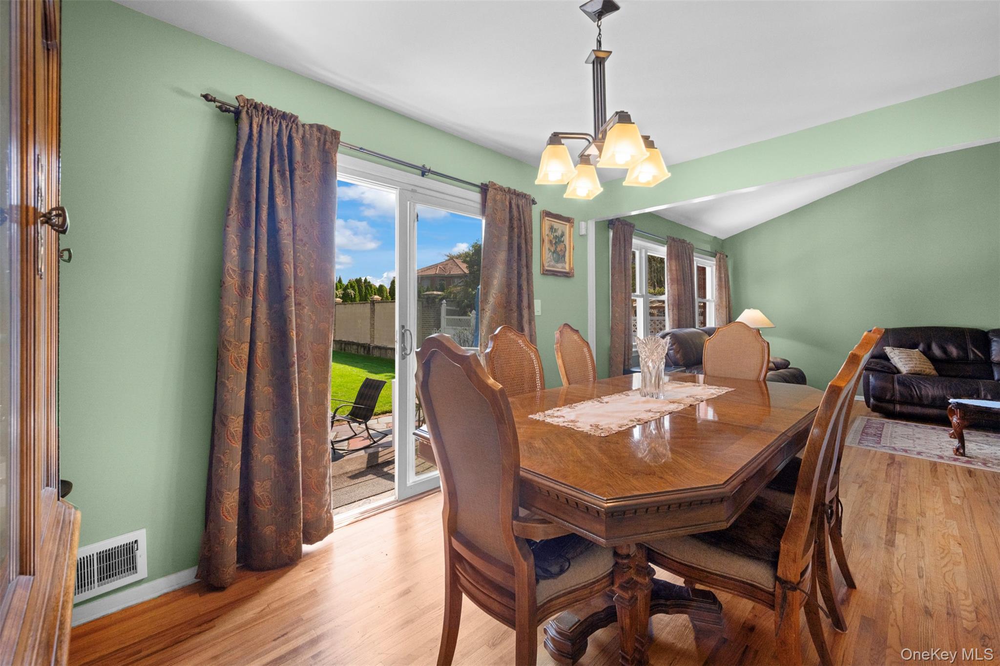 Single Family 264th Street Queens, NY 11362, MLS-1058880-8