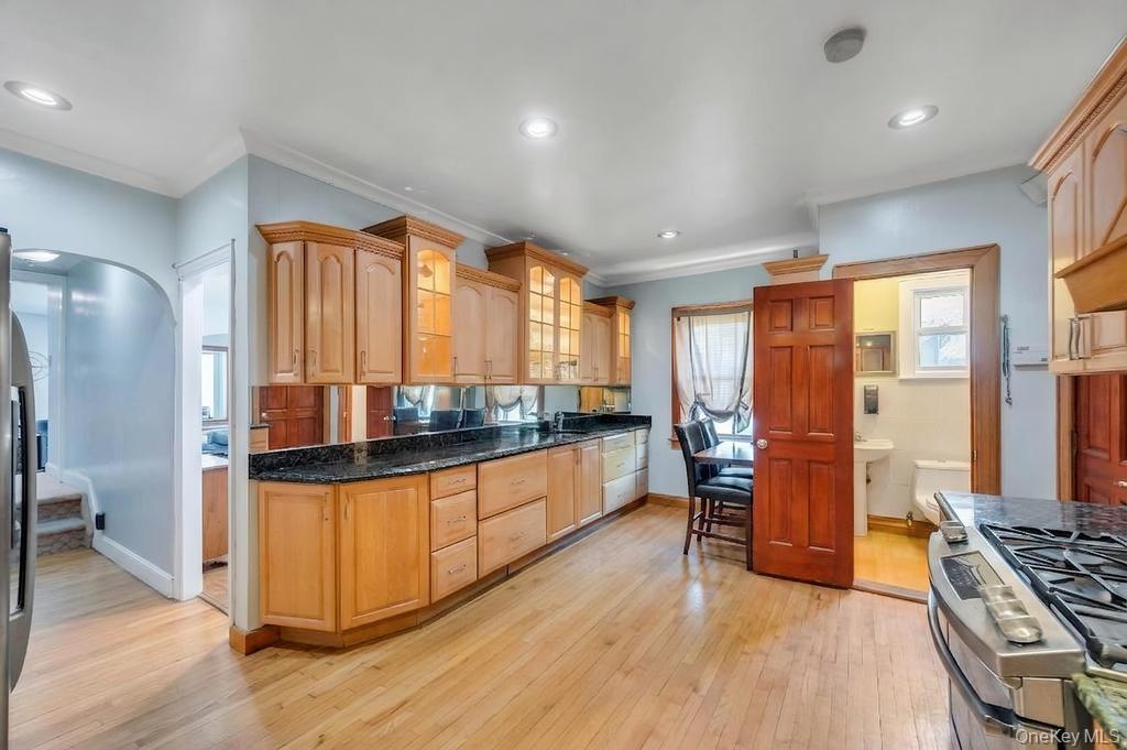 Single Family Grand Central Parkway Queens, NY 11432, MLS-1058889-19