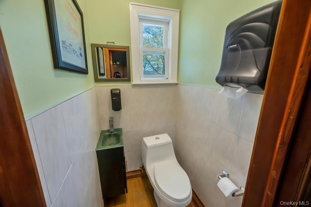 Single Family Grand Central Parkway Queens, NY 11432, MLS-1058889-23