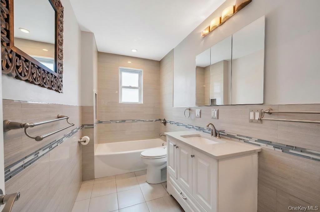 Single Family Grand Central Parkway Queens, NY 11432, MLS-1058889-30