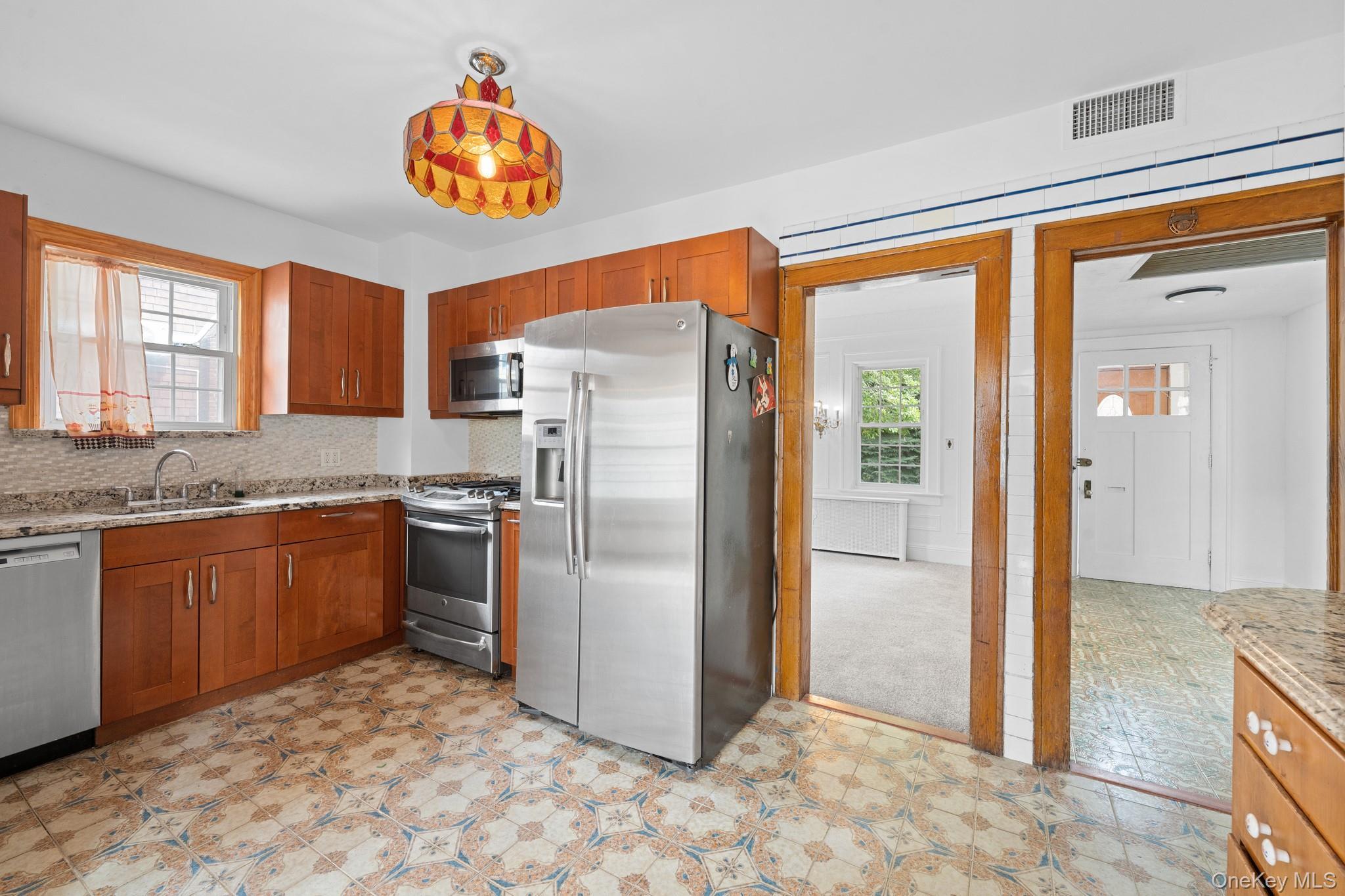 Single Family Beech Court Queens, NY 11356, MLS-1058954-4