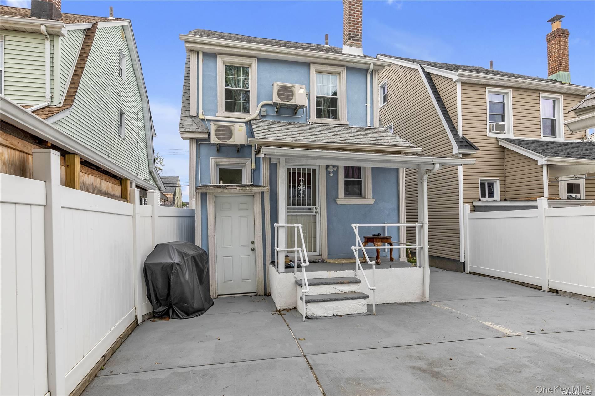 Single Family Sutter Avenue Queens, NY 11436, MLS-1058984-18