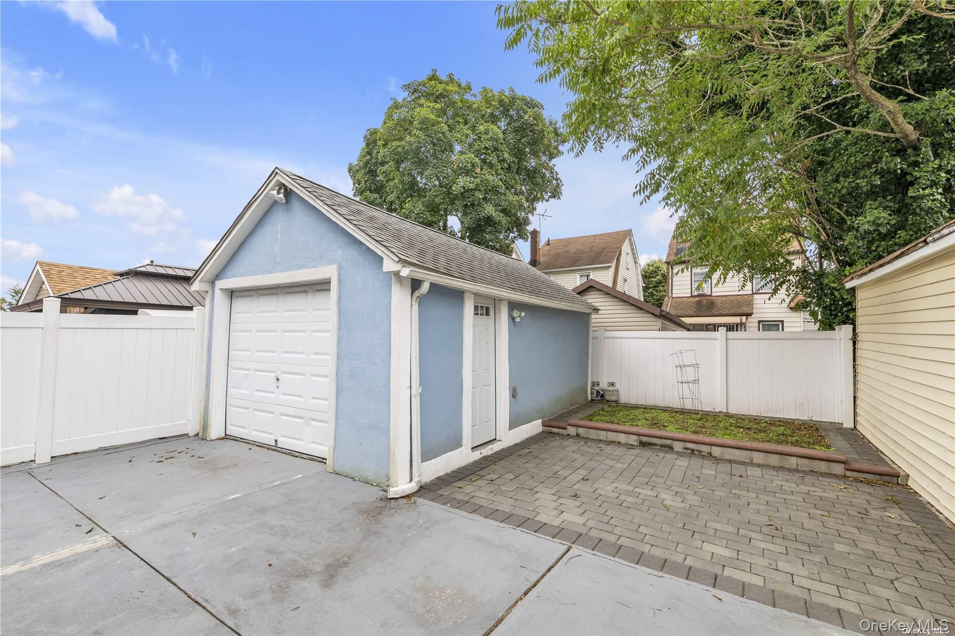 Single Family Sutter Avenue Queens, NY 11436, MLS-1058984-19