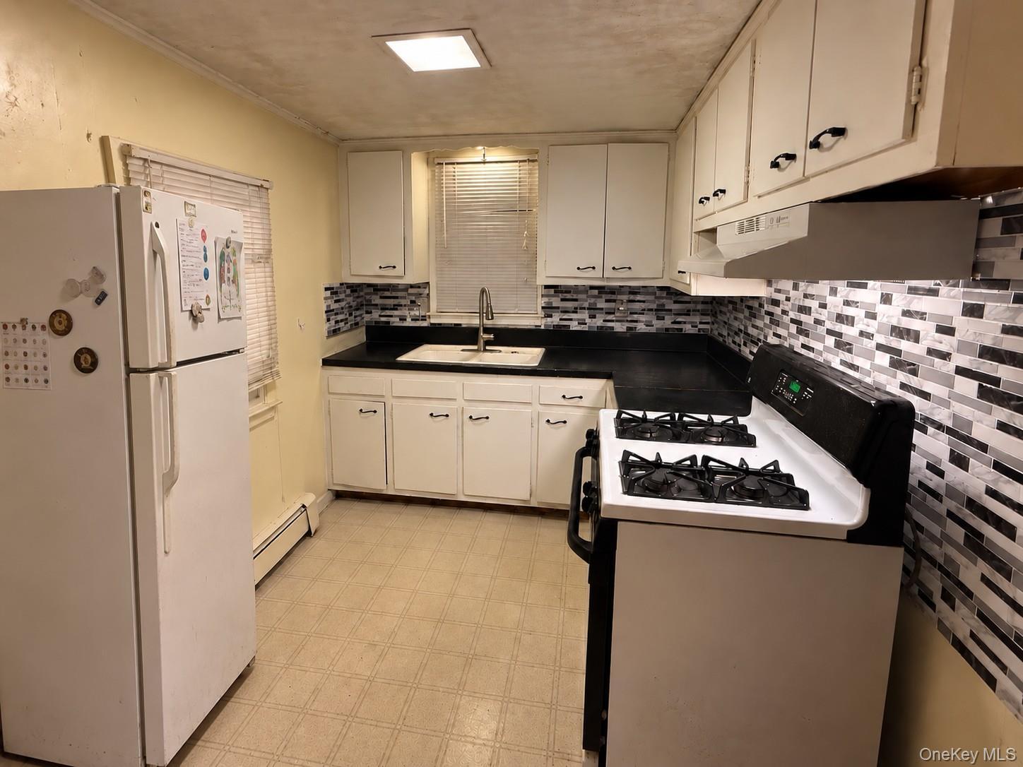 Single Family Mckinley Drive Suffolk County, NY 11951, MLS-1059007-2