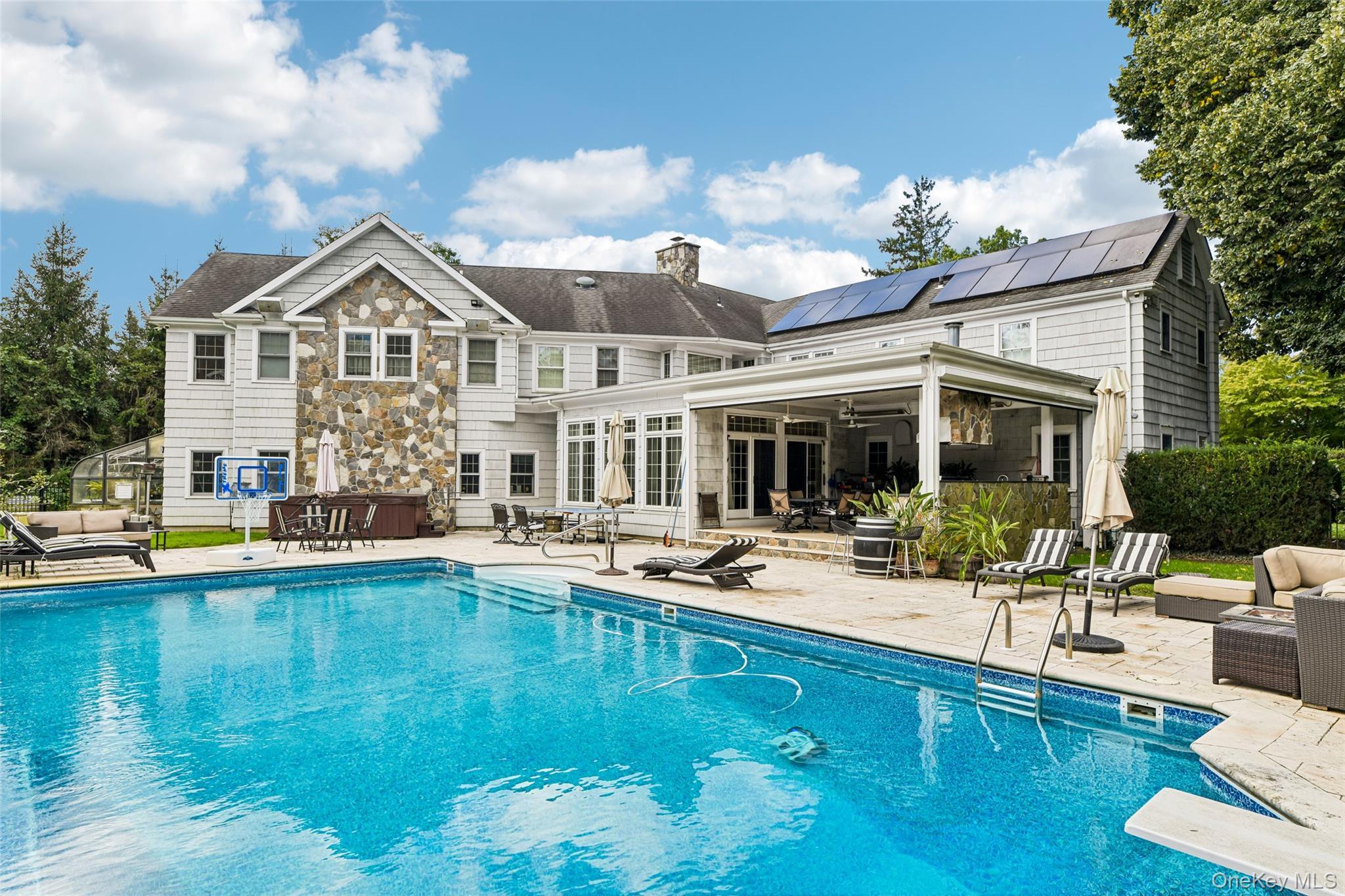 Single Family Harbor Road  Nassau County, NY 11557, MLS-1059038-29