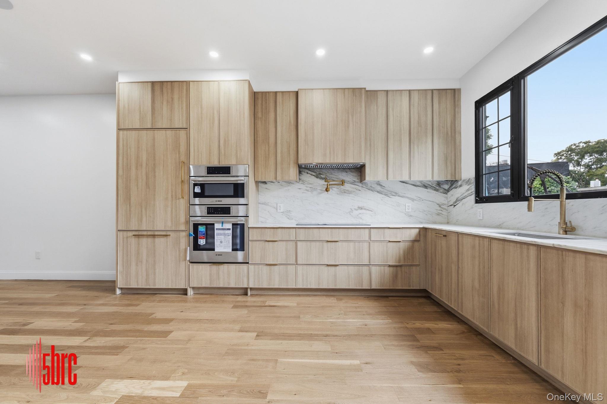 Single Family Cooper Street Brooklyn, NY 11207, MLS-1059047-10