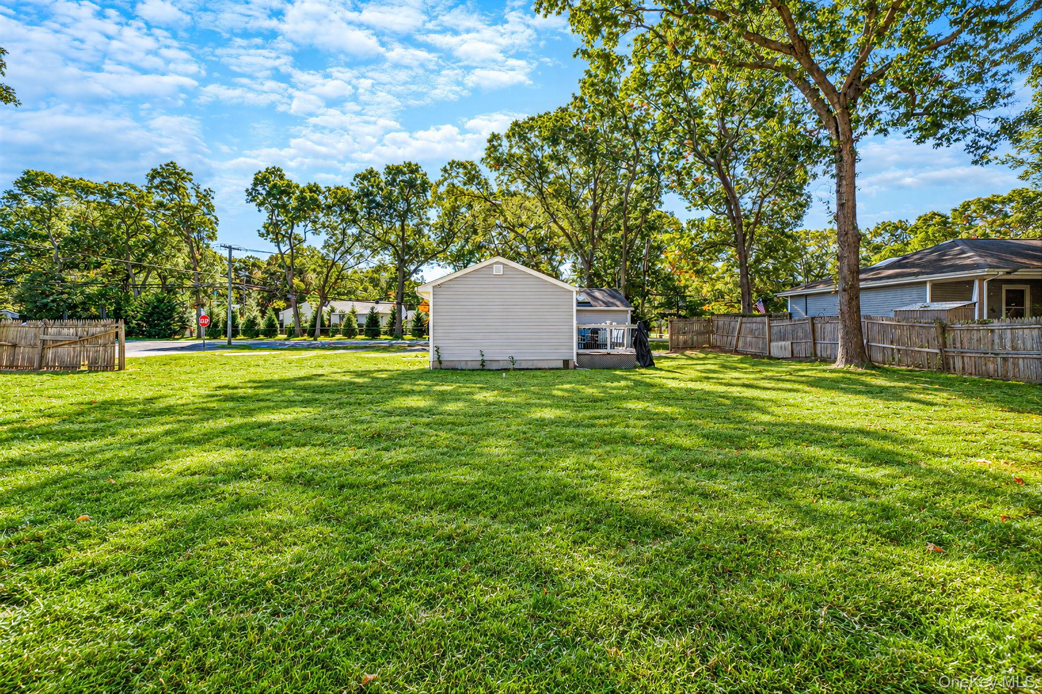 Single Family Mooney Pond Road  Suffolk County, NY 11784, MLS-1059086-23