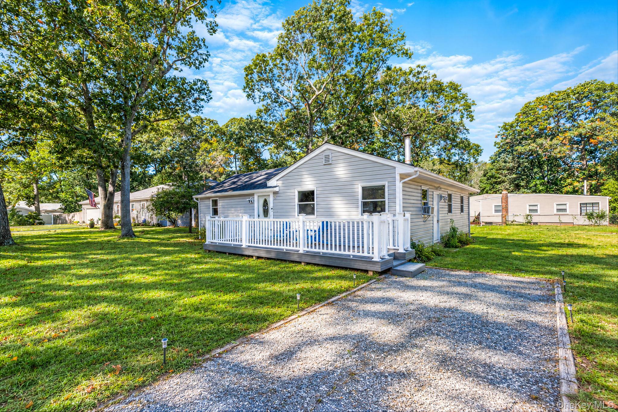 Single Family Mooney Pond Road  Suffolk County, NY 11784, MLS-1059086-3