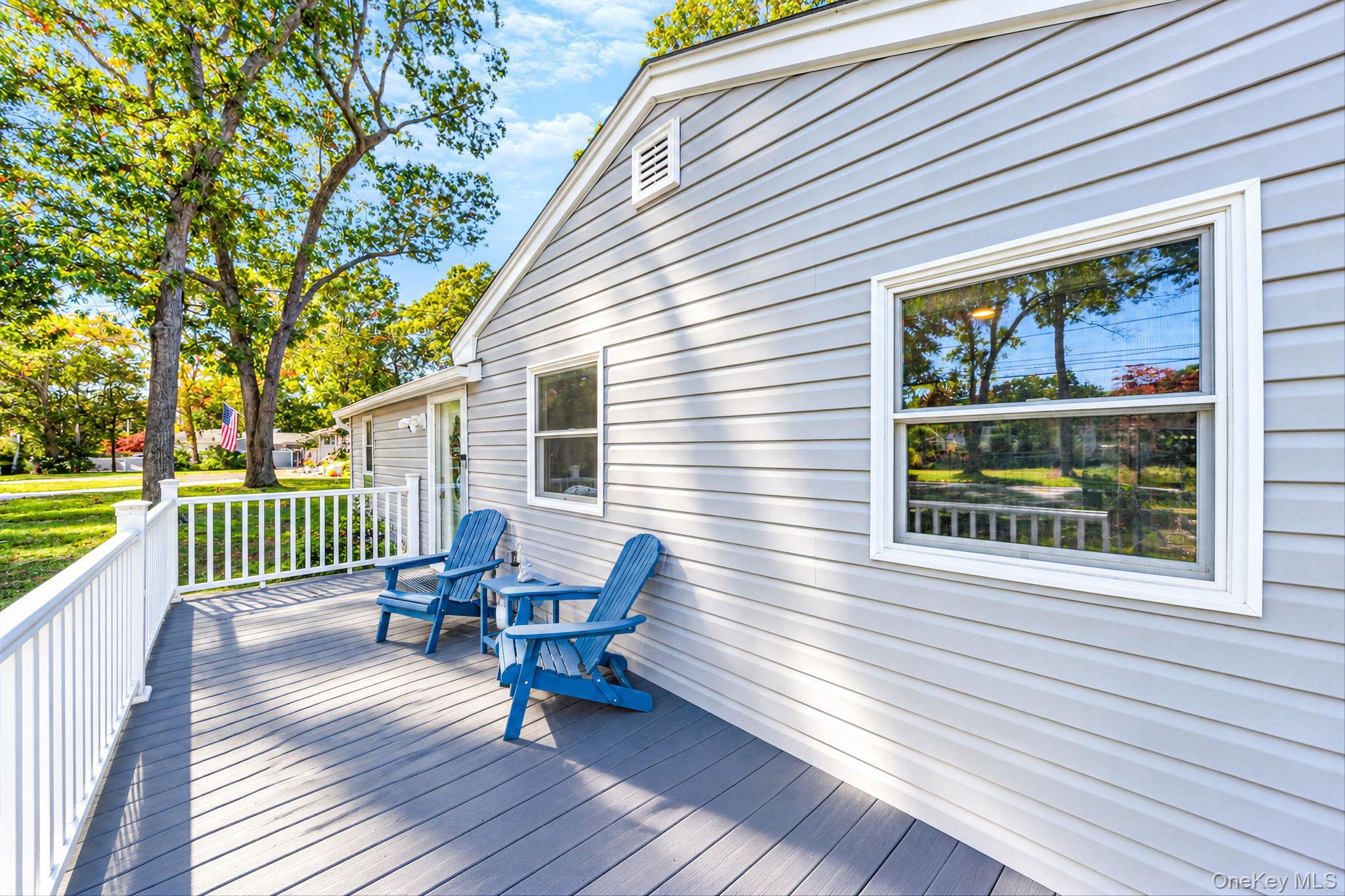 Single Family Mooney Pond Road  Suffolk County, NY 11784, MLS-1059086-5