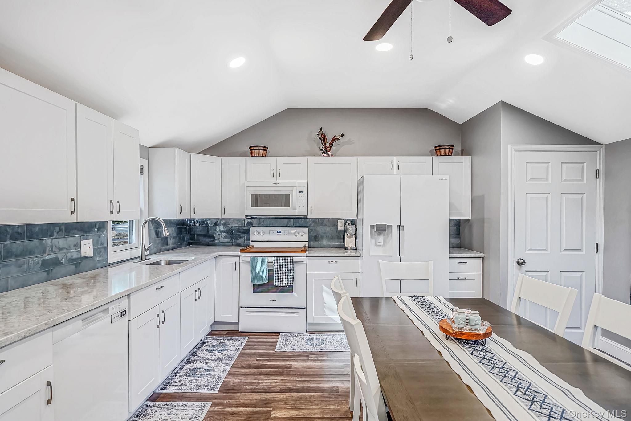 Single Family Mooney Pond Road  Suffolk County, NY 11784, MLS-1059086-8
