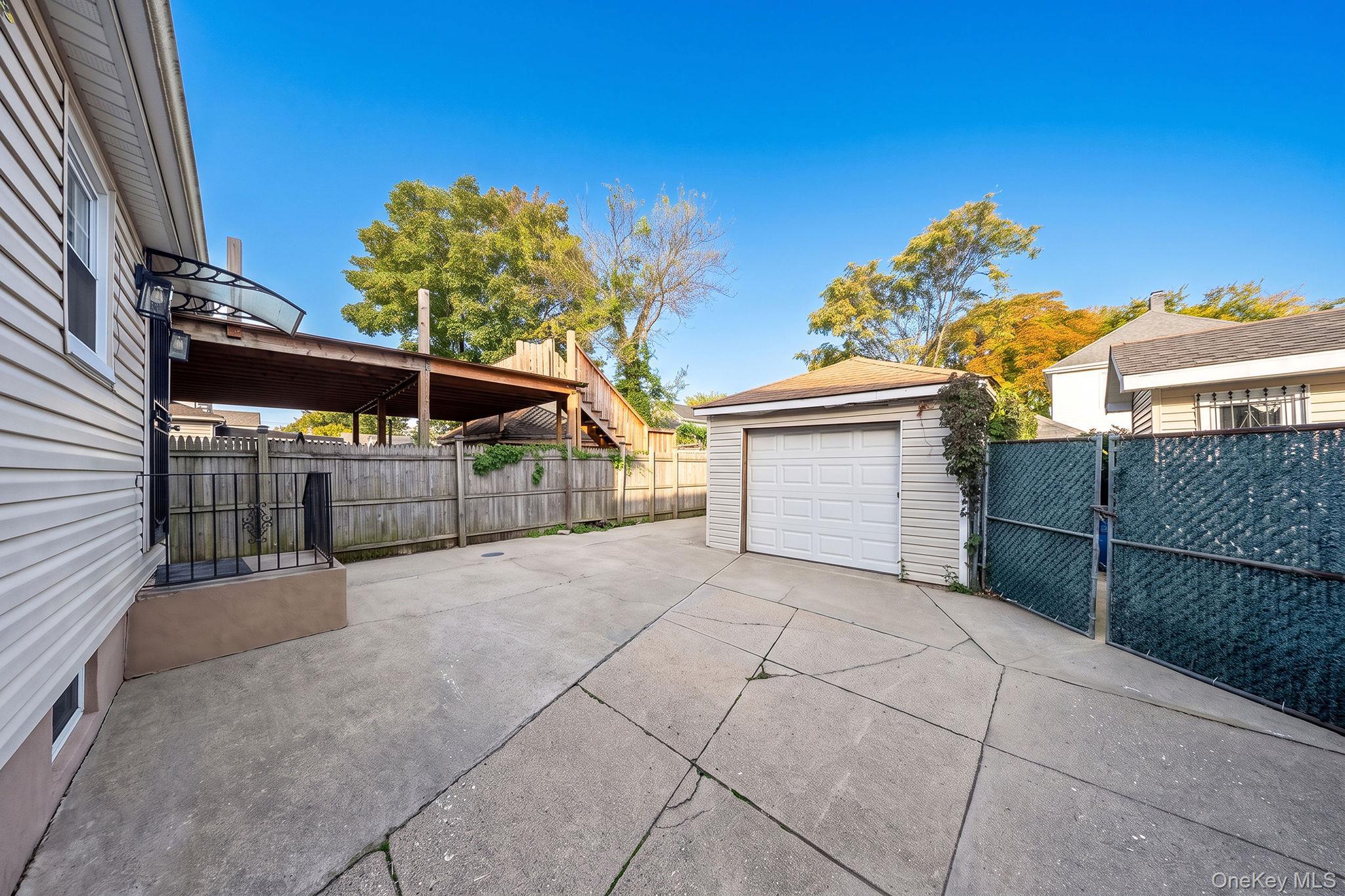 Single Family 115th Drive Queens, NY 11434, MLS-1059194-20