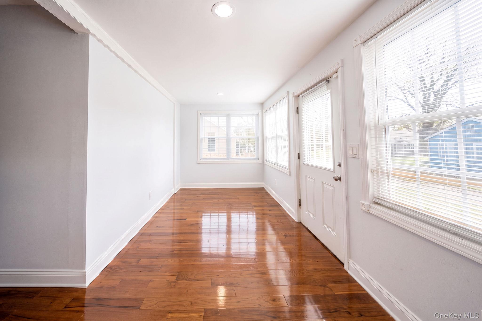 Single Family 115th Drive Queens, NY 11434, MLS-1059194-9