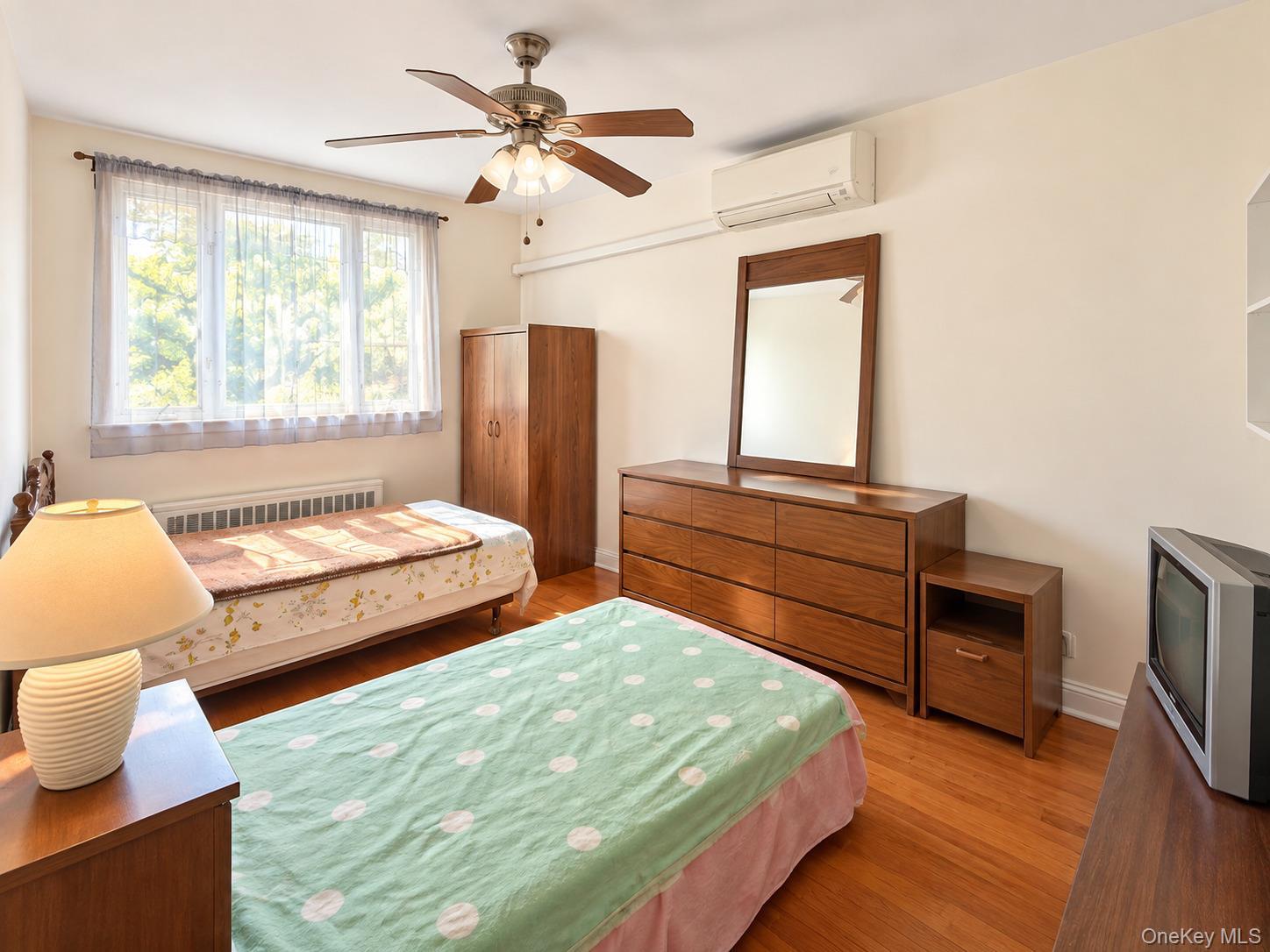 Single Family 78th Road Queens, NY 11367, MLS-1059220-12