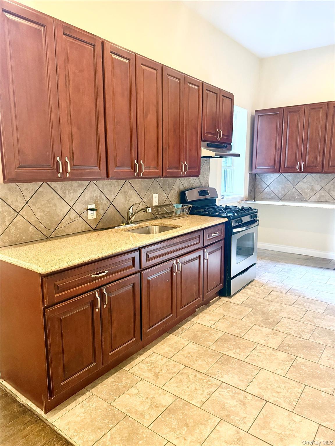Apartment Avenue U  Brooklyn, NY 11223, MLS-1059222-8