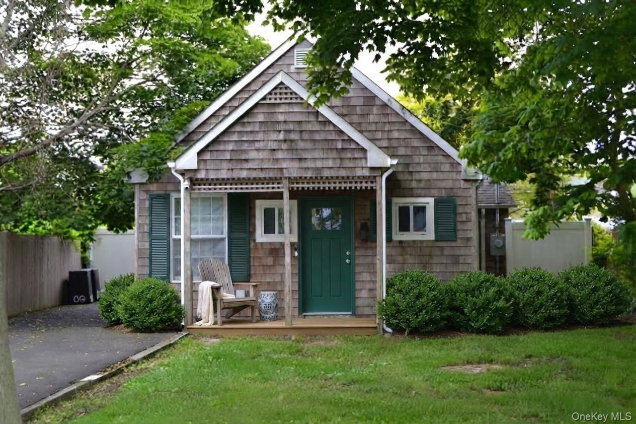 Single Family Huguenot Drive  Suffolk County, NY 11951, MLS-1059239-2