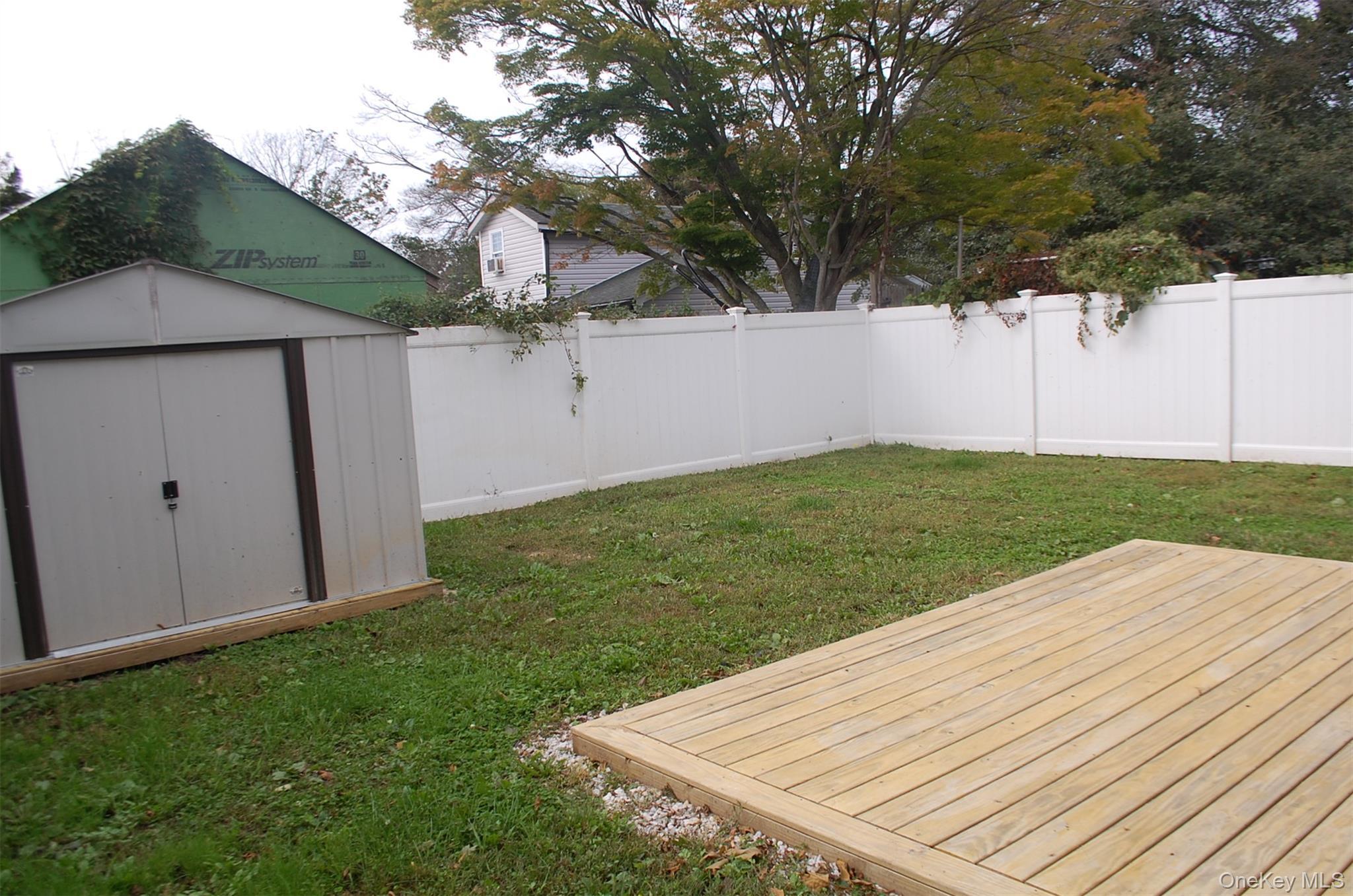 Single Family Huguenot Drive  Suffolk County, NY 11951, MLS-1059239-4