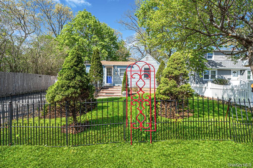 Single Family Dewey Street Suffolk County, NY 11776, MLS-1059245-17